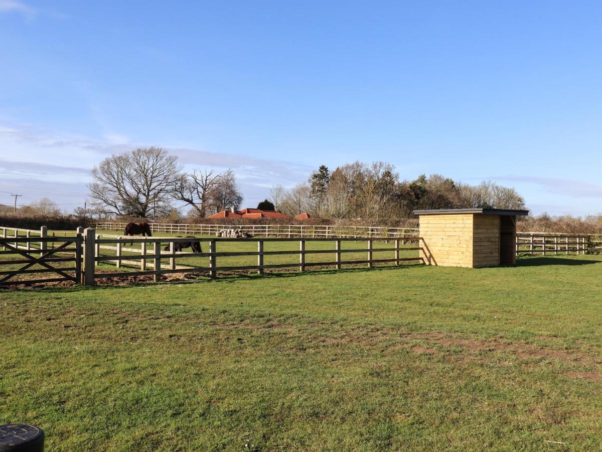 Grange Barn Vila Hessett Exterior foto
